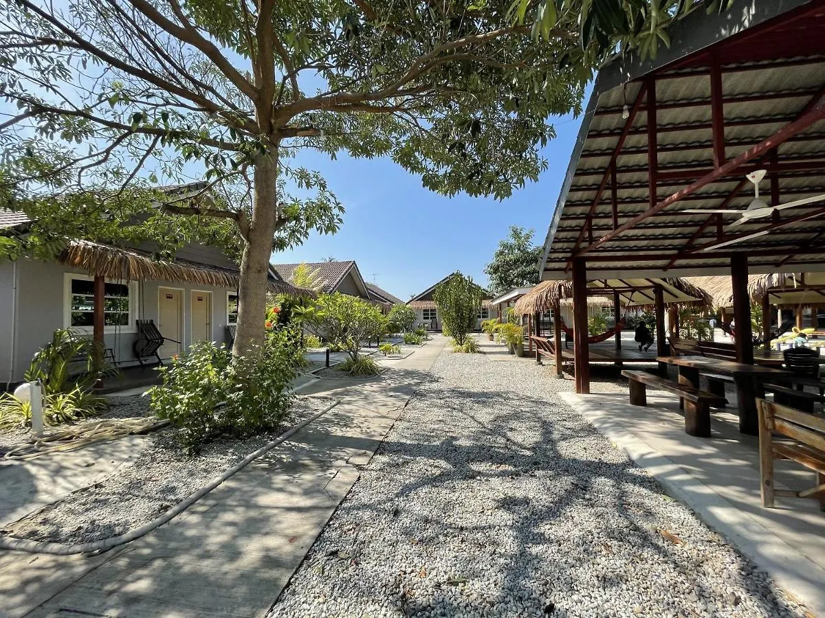 Lavigo Resort Pantai Cenang